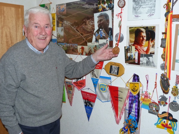 202003 Buero Erinnerungen.JPG